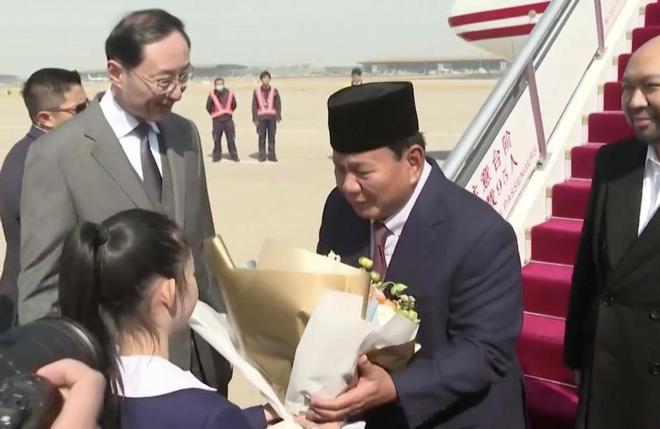 印尼新总统要办大事三家码头都要拜好千亿球友会首页中国放第一美俄往后排(图1)