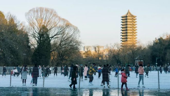 北京多所高校专业冰场对外开放千赢国际首页入口冰雪头条：