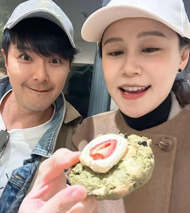 萃雯参加《浪姐2025》意外曝光倦容TVB花旦黄翠如大肚任吃美食视后邓(图4)